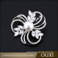 Newest design jewelry cheap artificial brooch korea crystal cz three flower pin brooch